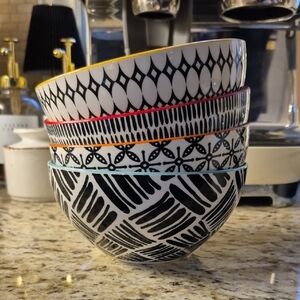 4x Colorful Patterned Ceramic Bowls Set